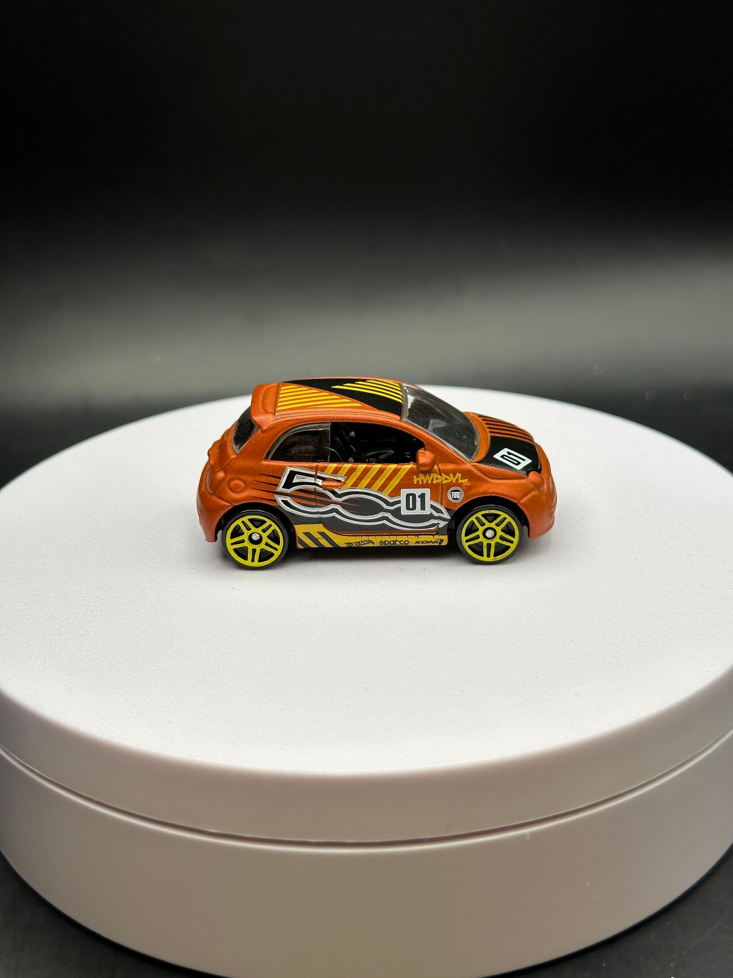 HOT WHEELS - FIAT 500 (2018) - HW DAREDEVILS 2/5 - LOOSE