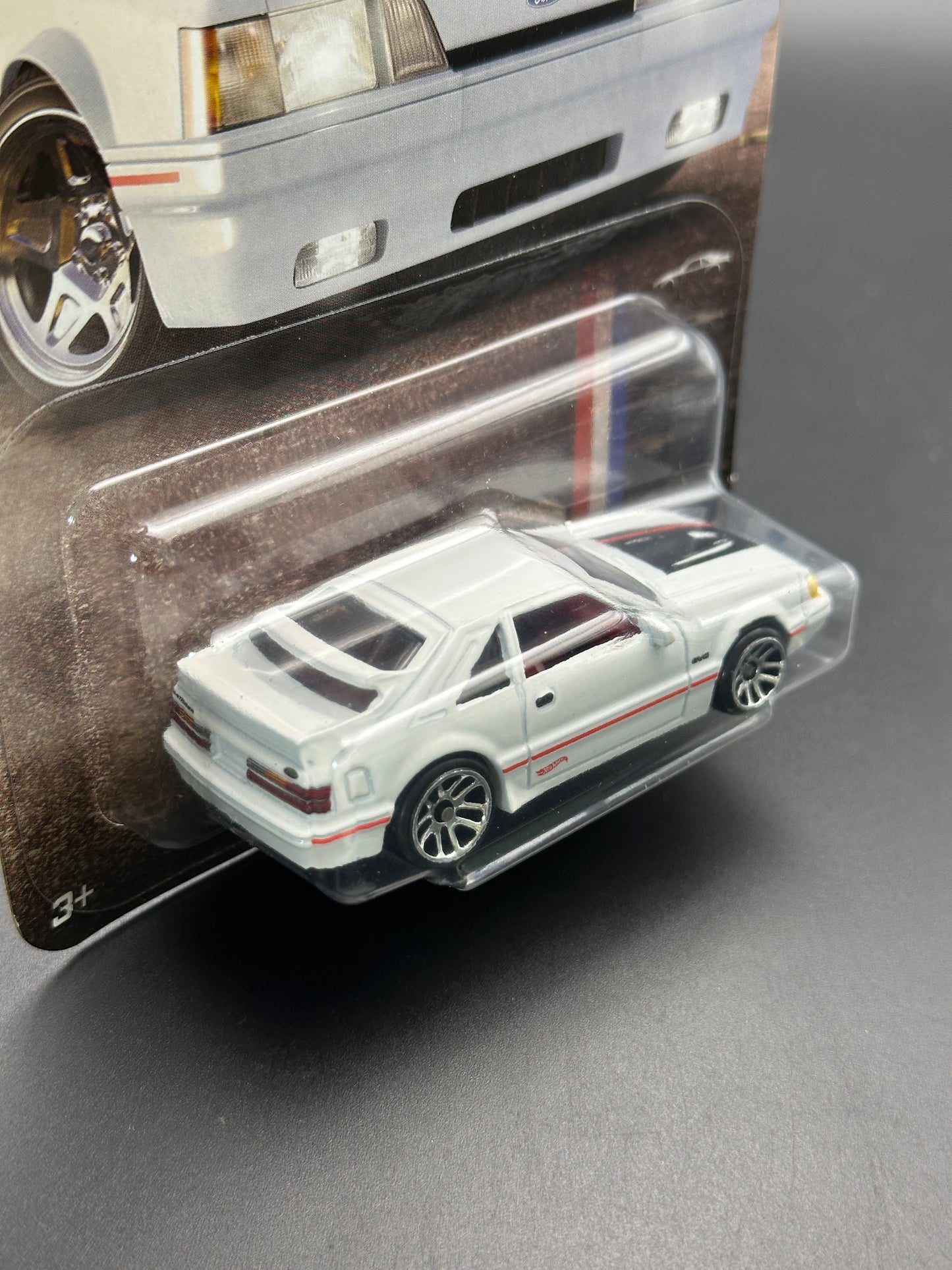 HOT WHEELS - 84 FORD MUSTANG SVO (2025) MUSTANG 60 YEARS 1/5