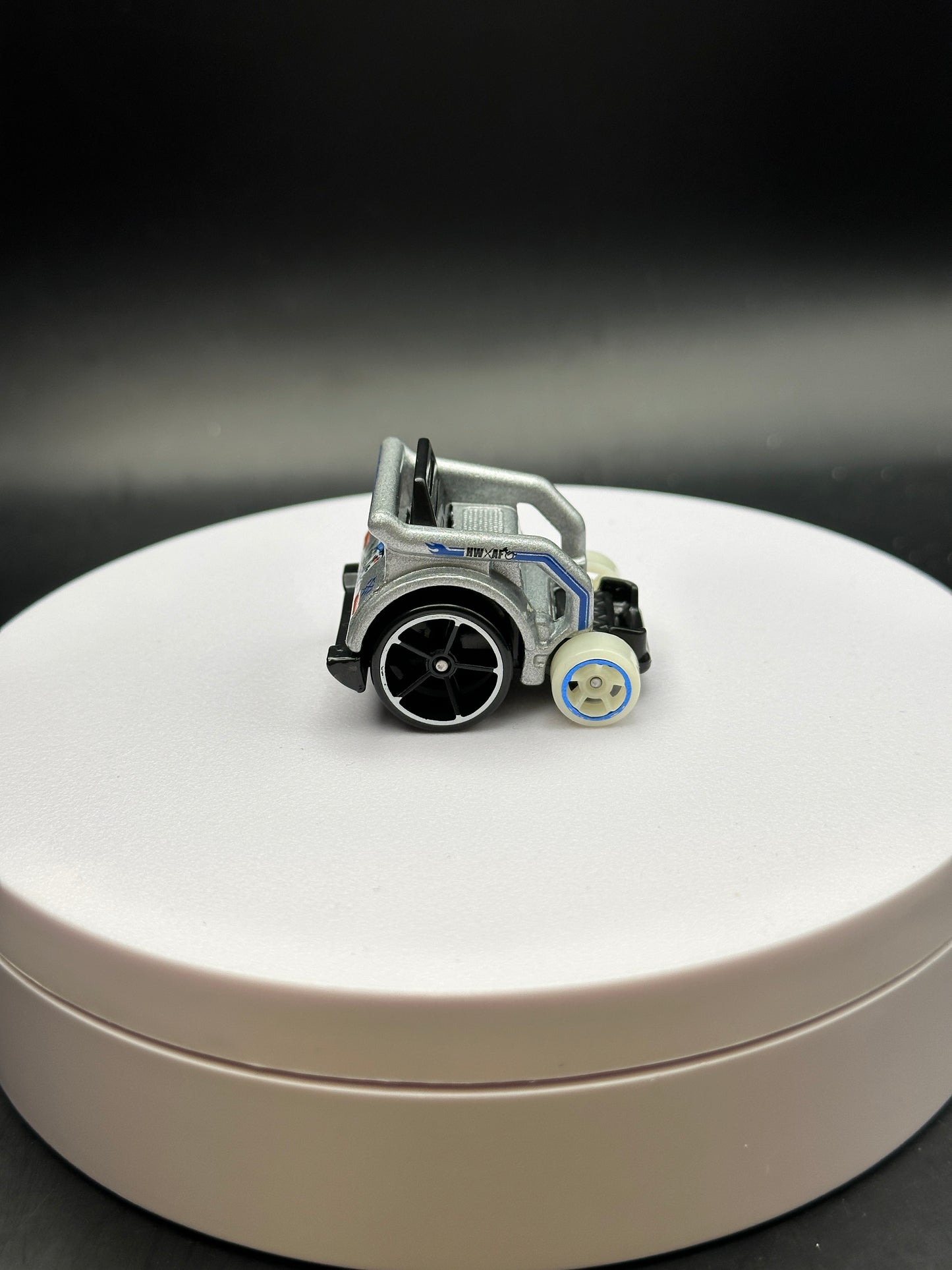HOT WHEELS - WHEELIE CHAIR (2019) - HW RIDE ONS 5/5 - LOOSE