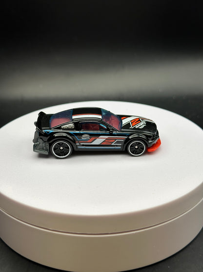 HOT WHEELS - 2005 FORD MUSTANG (2019) - HW GAME OVER 5/5 - LOOSE