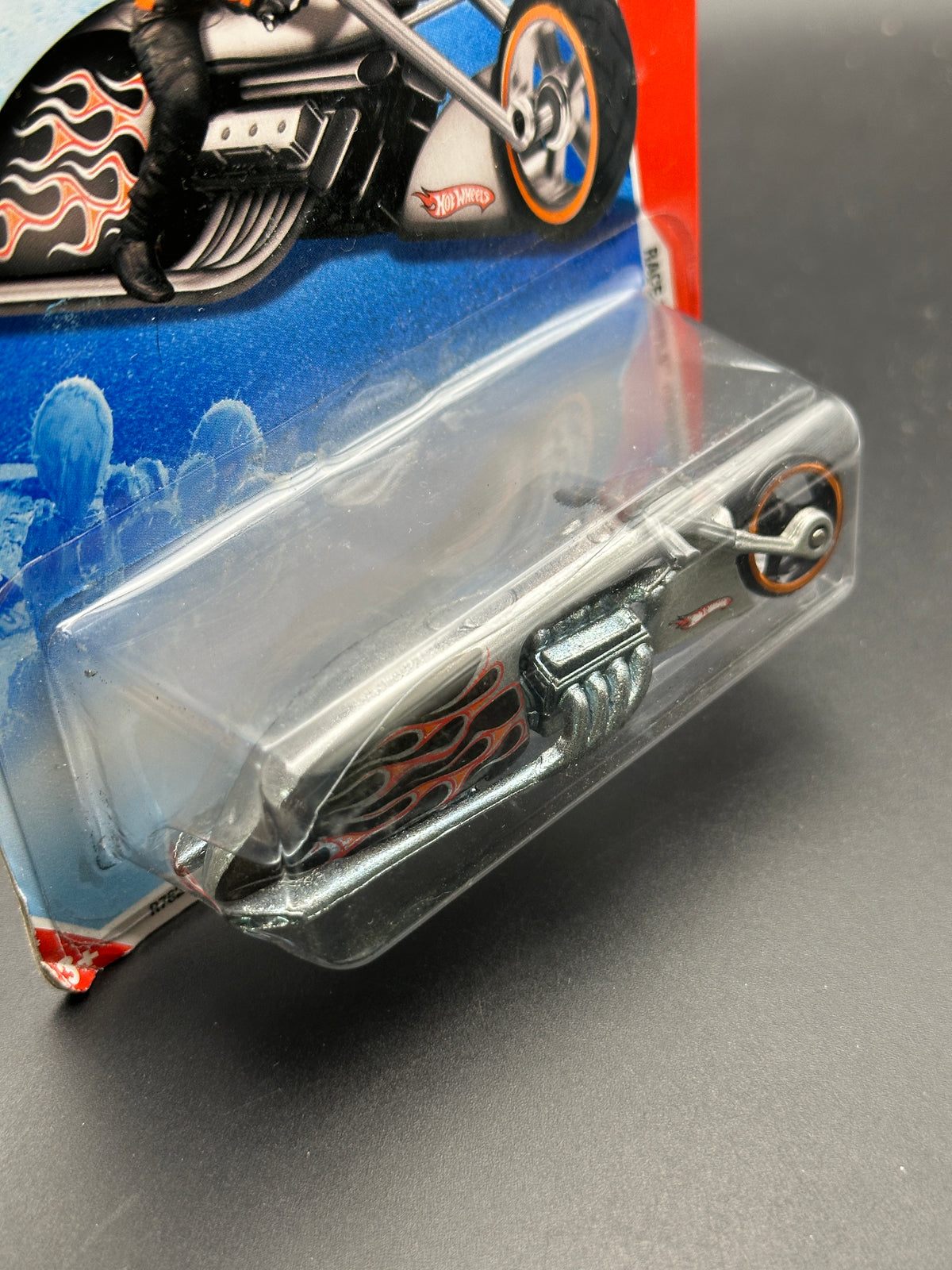 HOT WHEELS - PIT CRUISER (2010) - HW RACE WORLD HIGHWAY 3/4