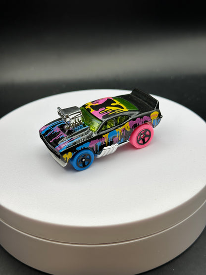 HOT WHEELS - TOONED 69 CAMARO Z28 (2018) - HW ART CARS 9/10 - LOOSE