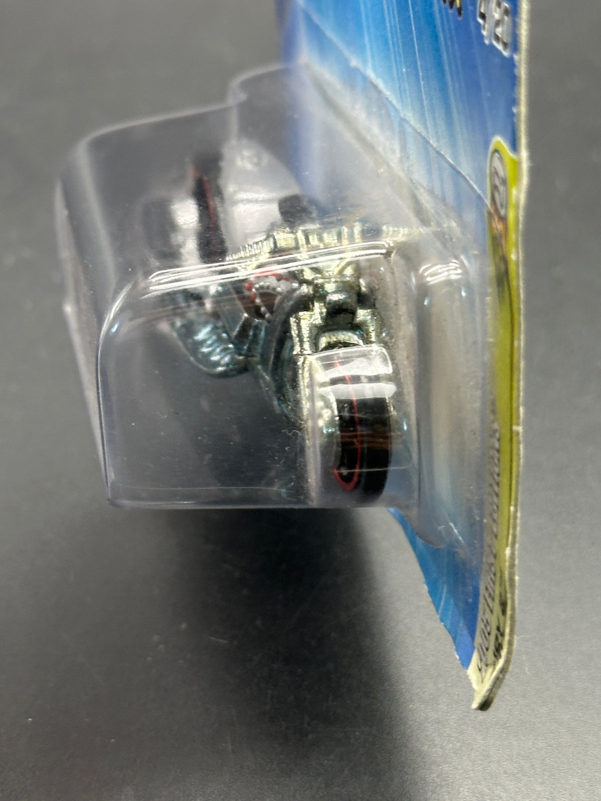 HOT WHEELS - AIRY 8 (2005) - HW 2005 FIRST EDITIONS REALISTIX 4/20