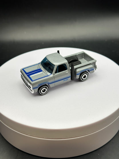 HOT WHEELS - 1978 DODGE LIL RED EXPRESS TRUCK (2019) - HW HOT TRUCKS 10/10 - LOOSE