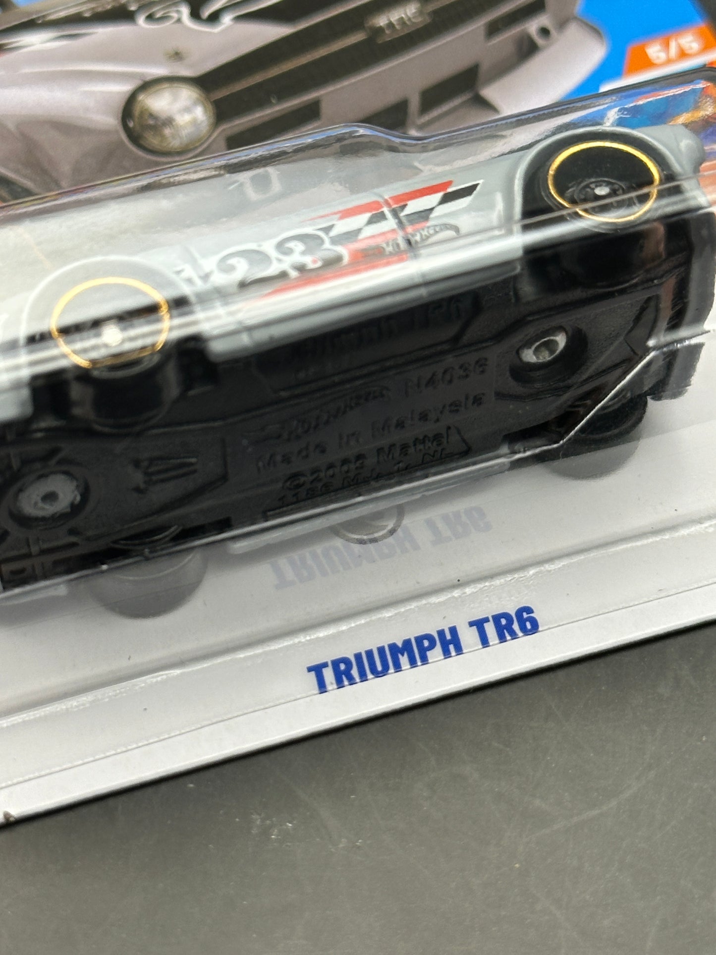 HOT WHEELS - TRIUMPH TR6 - TREASURE HUNT (2025) - HW TRACK CHAMPS 5/5