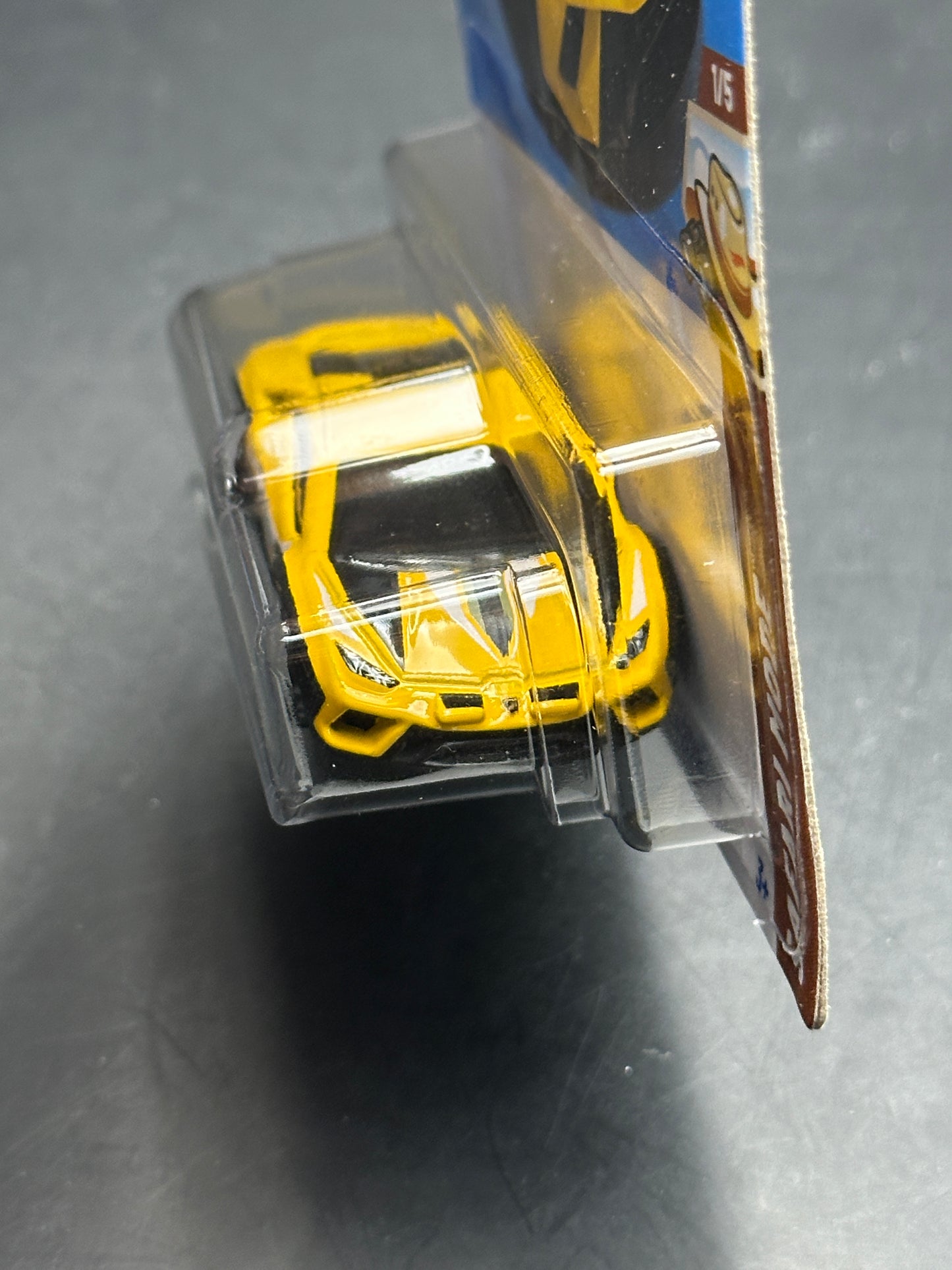 HOT WHEELS - LAMBORGHINI HURACAN STERRATO (2025) - HW SAFARI MODE 1/5