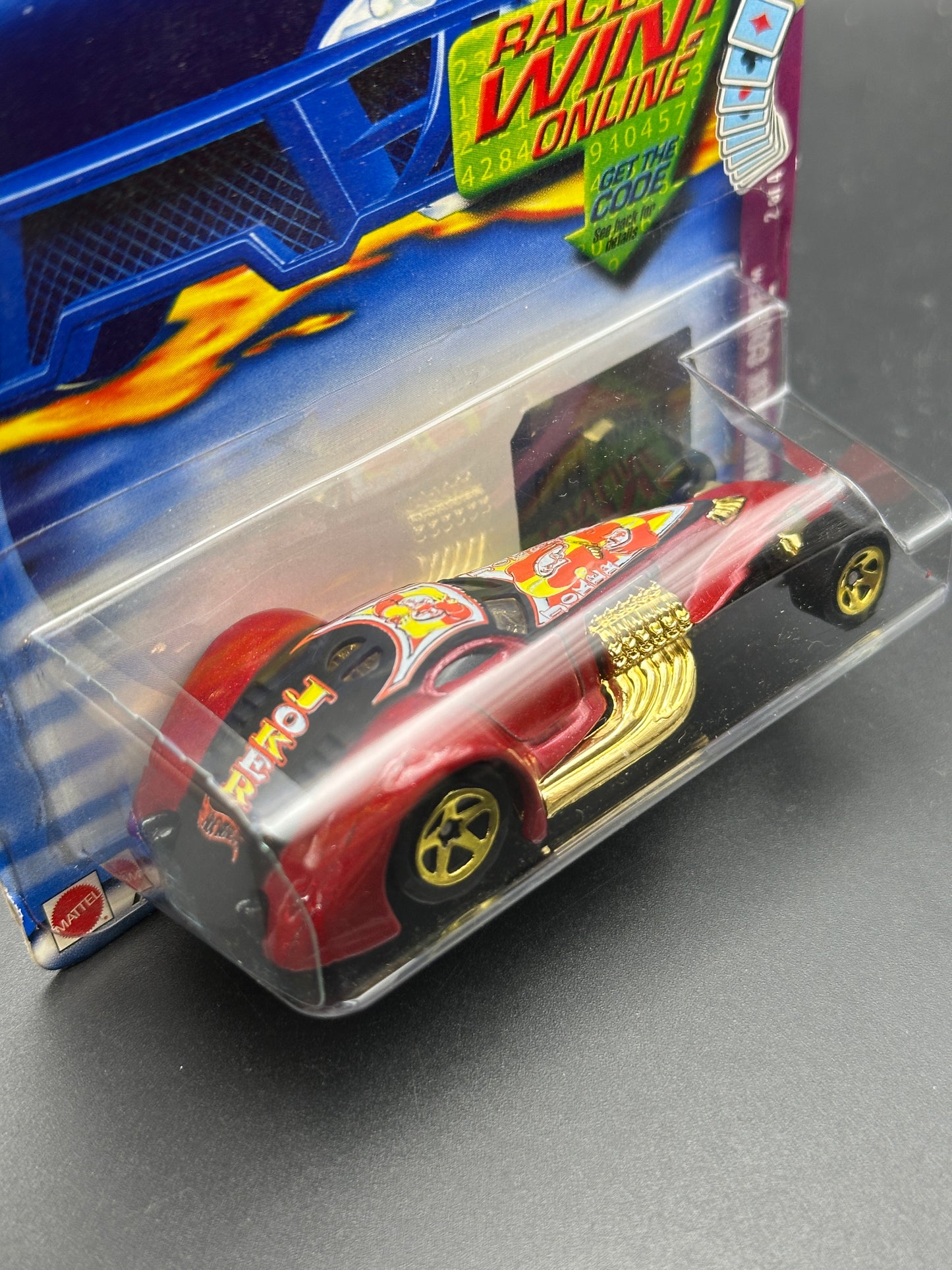 HOT WHEELS - HAMMERED COUPE (2002) - HW TRUMP CARS 2/4