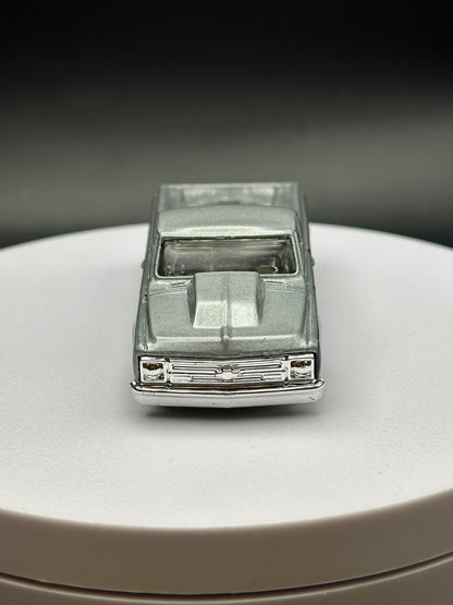 HOT WHEELS - 67 CHEVY C10 (2018) - SILVER SERIES - 100 YEARS OF CHEVY TRUCKS SERIES 3/8 - LOOSE
