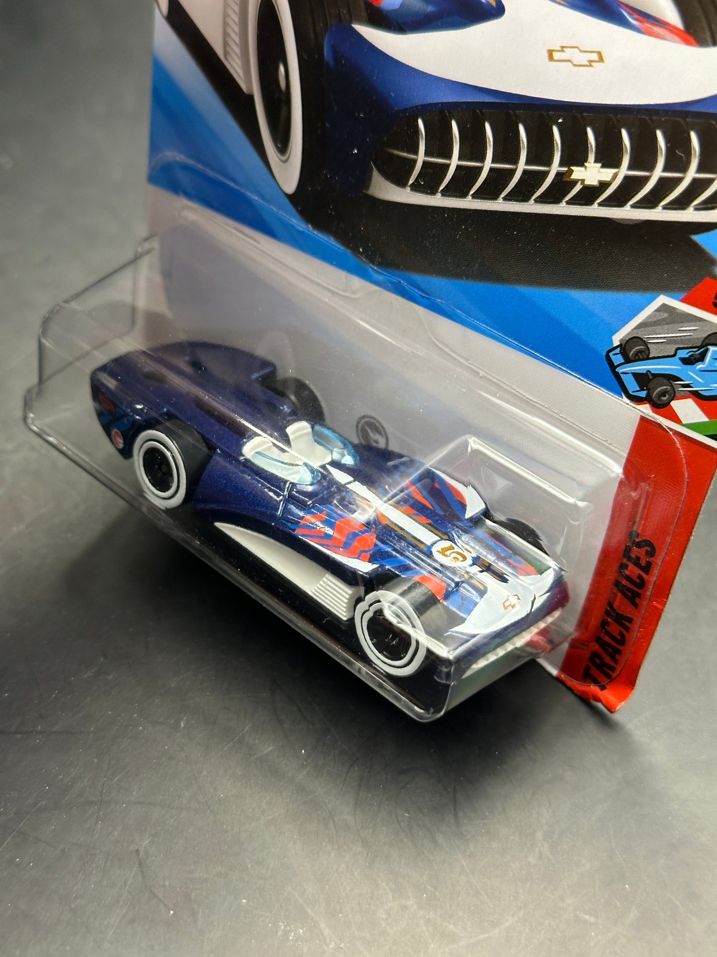 HOT WHEELS - CHEVROLETOR - TREASURE HUNT (2025) - HW TRACK ACES 5/5