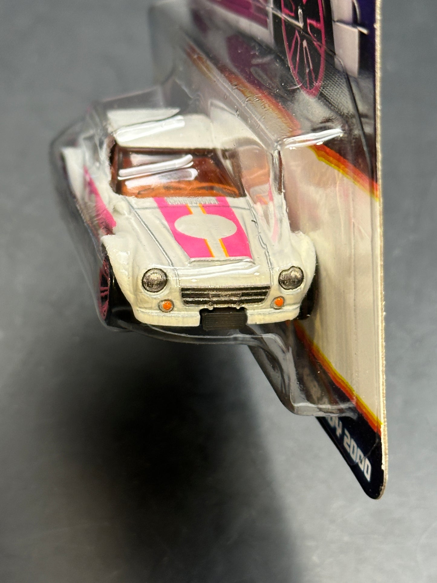 HOT WHEELS - DATSUN FAIRLADY 2000 (2025) - NEON SPEEDERS SERIES 5/8