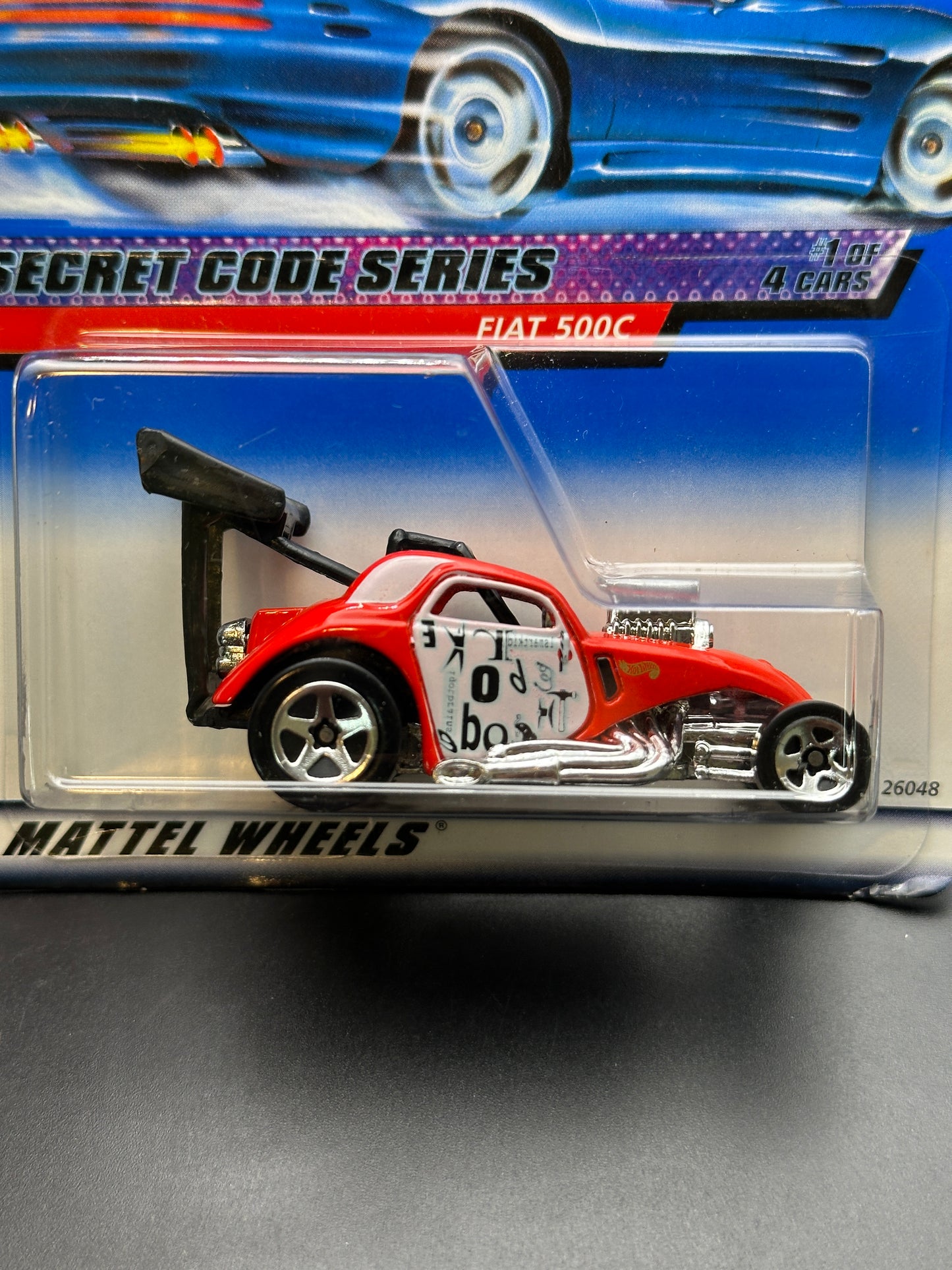 HOT WHEELS - FIAT 500C (2000) - HW SECRET CODE SERIES 1/4