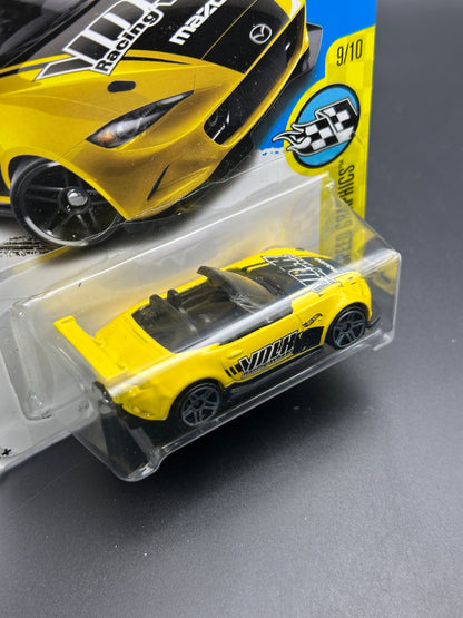HOT WHEELS - 15 MAZDA MX5 MIATA (2017) - HW SPEED GRAPHICS 9/10