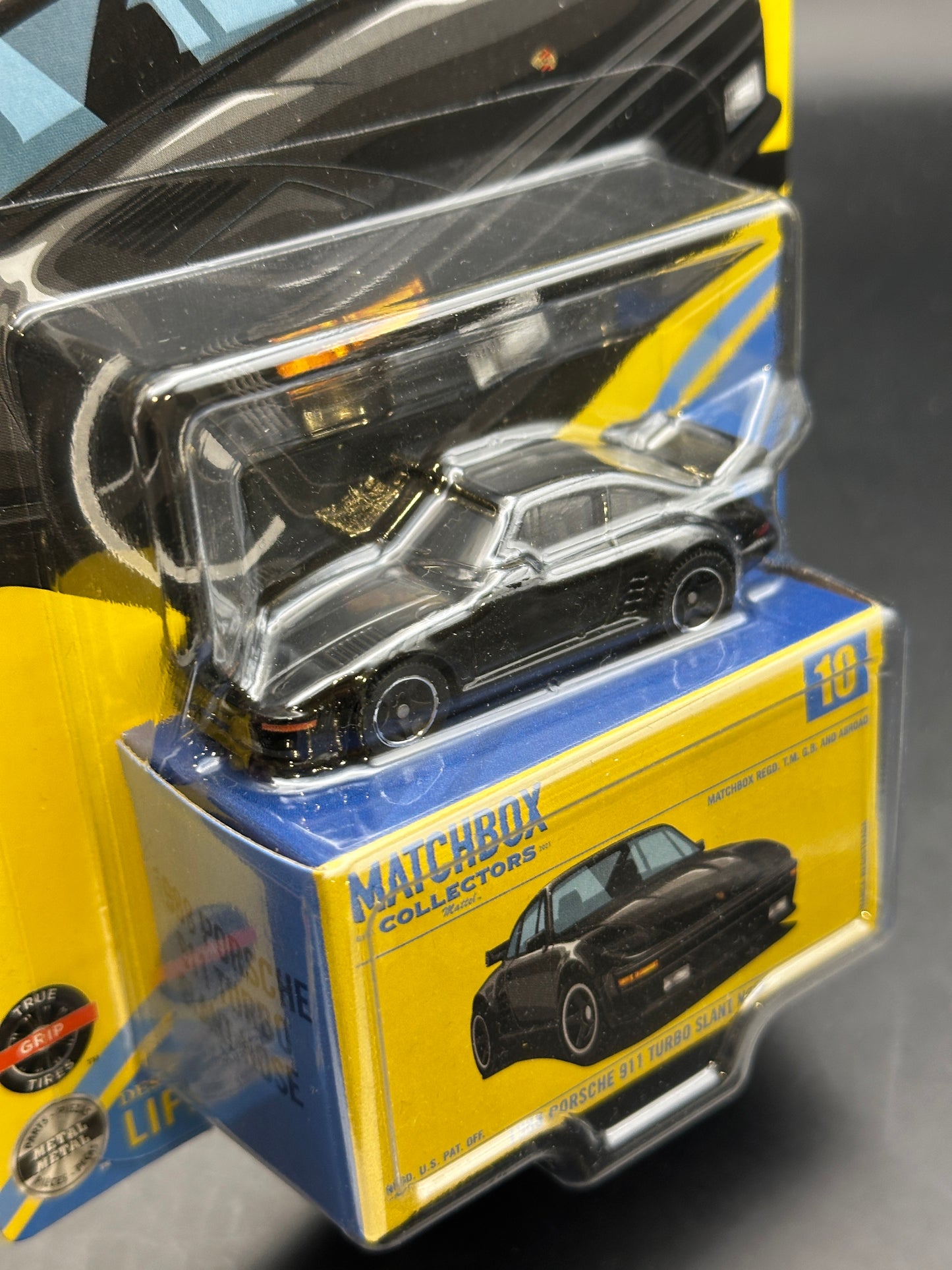 MATCHBOX COLLECTORS - 1988 PORSCHE 911 TURNO SLANT NOSE - 10/20 - DIECAST