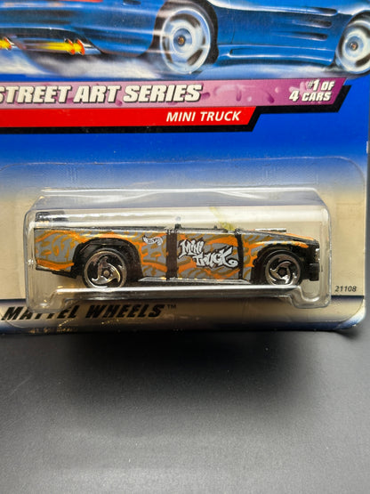 HOT WHEELS - MINI TRUCK (1999) - HW STREET ART SERIES 1/4
