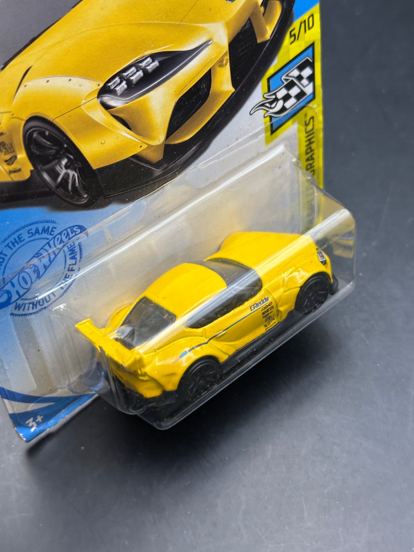 HOT WHEELS - 20 TOYOTA GR SUPRA (2021) - HW SPEED GRAPHICS 5/10