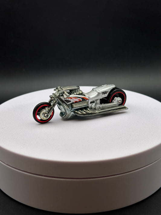 HOT WHEELS - AIRY 8 (2005) - 2005 FIRST EDITIONS REALISTIX 4/20 - LOOSE