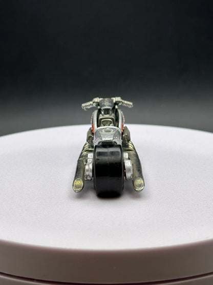 HOT WHEELS - AIRY 8 (2005) - 2005 FIRST EDITIONS REALISTIX 4/20 - LOOSE