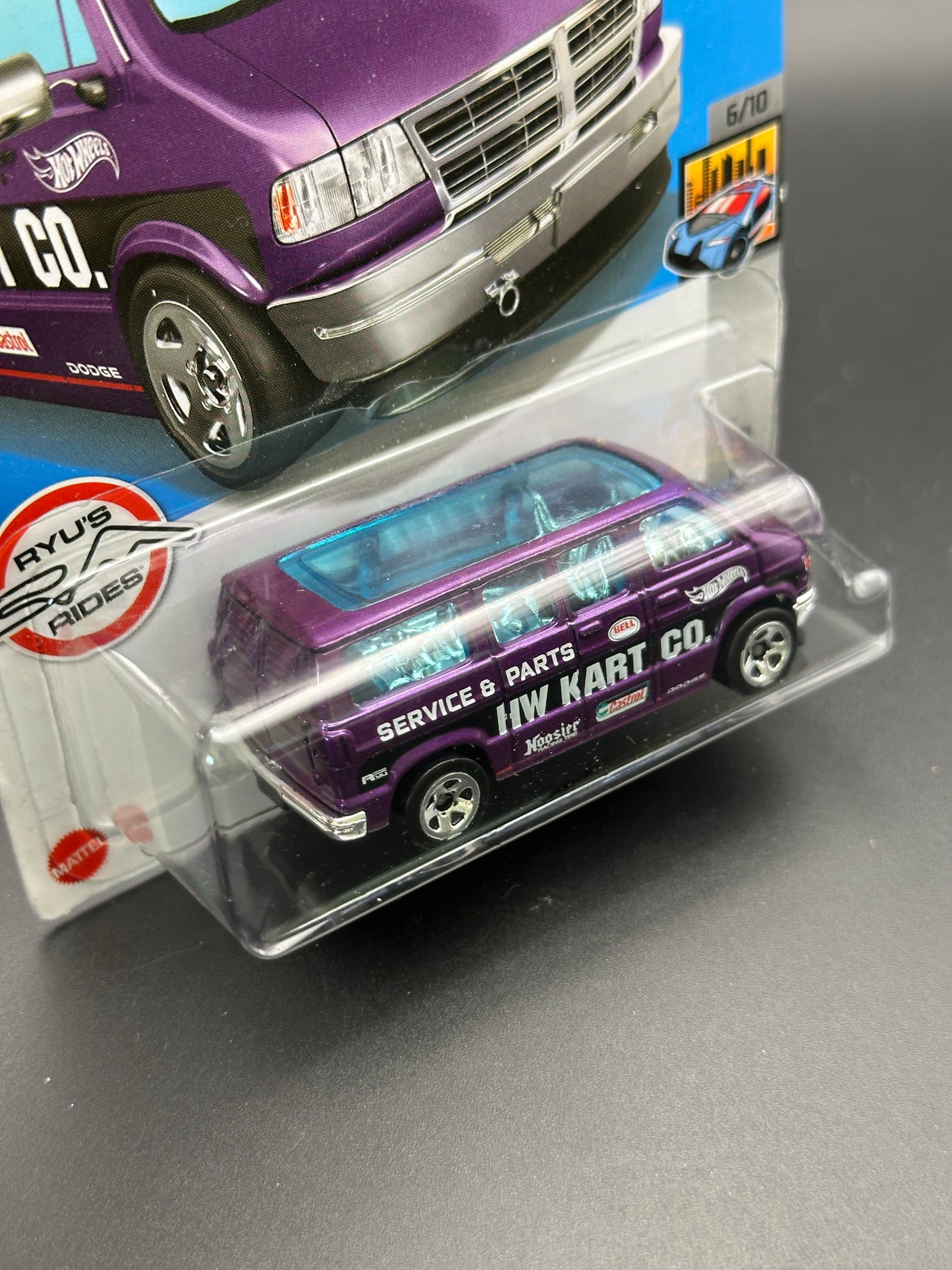HOT WHEELS - DODGE VAN (2022) - HW METRO 6/10