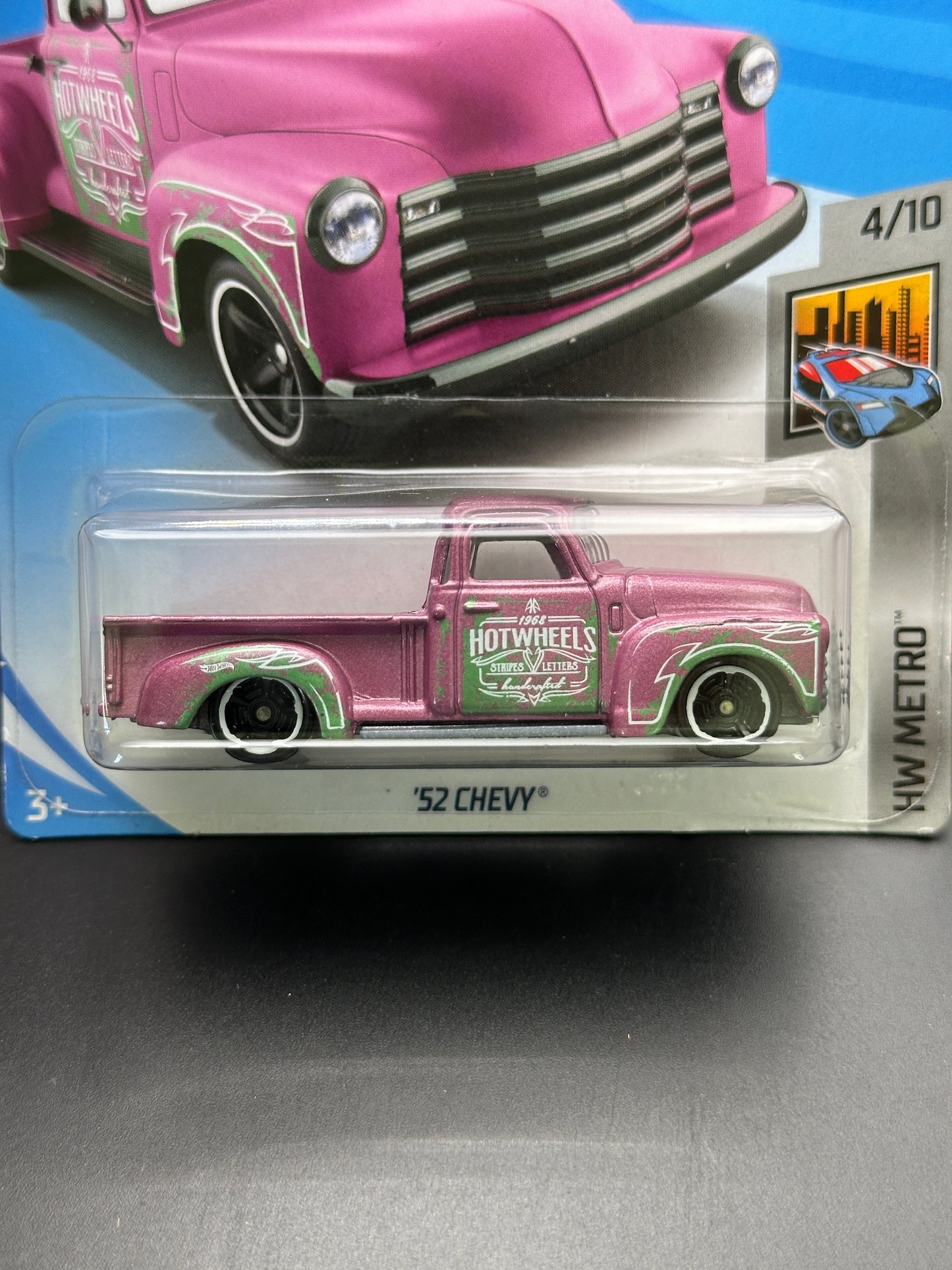 HOT WHEELS - 52 CHEVY (2018) - HW METRO 4/10