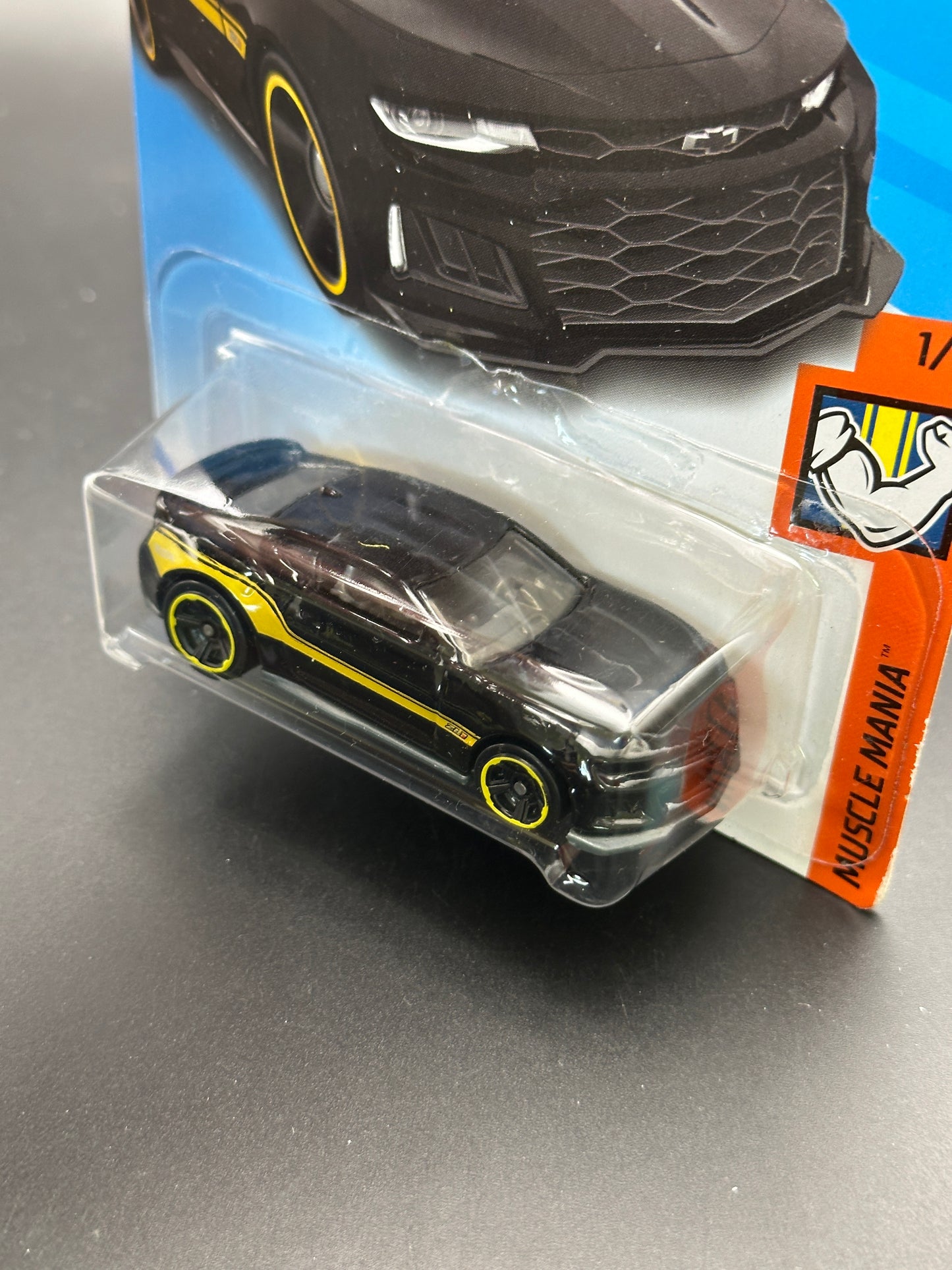 HOT WHEELS - 2017 CAMARO ZL1 (2018) - HW MUSCLE MANIA 2/10