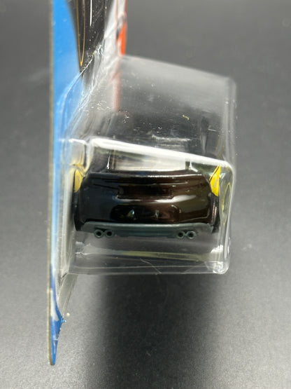 HOT WHEELS - 2017 CAMARO ZL1 (2018) - HW MUSCLE MANIA 2/10