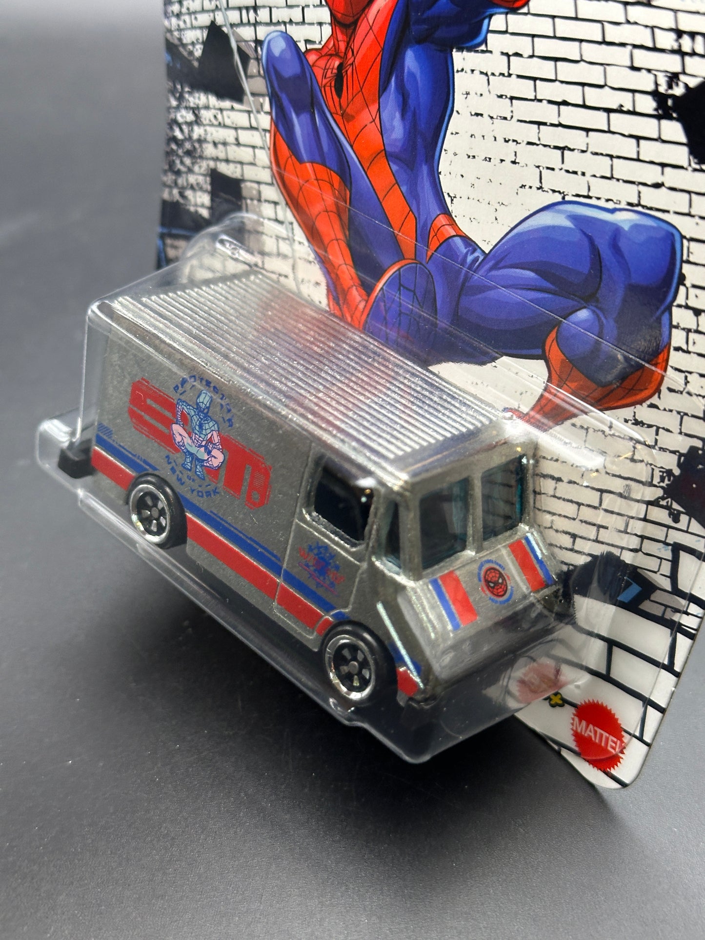 HOT WHEELS - COMBAT MEDIC (2026) - HW SPIDERMAN SERIES 5/5