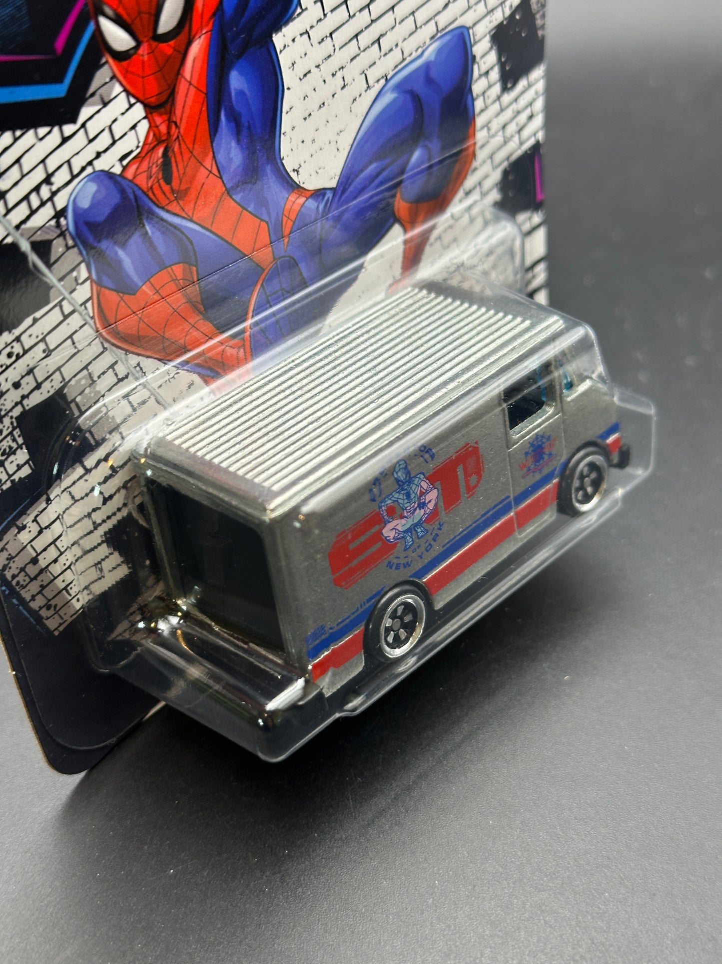 HOT WHEELS - COMBAT MEDIC (2026) - HW SPIDERMAN SERIES 5/5