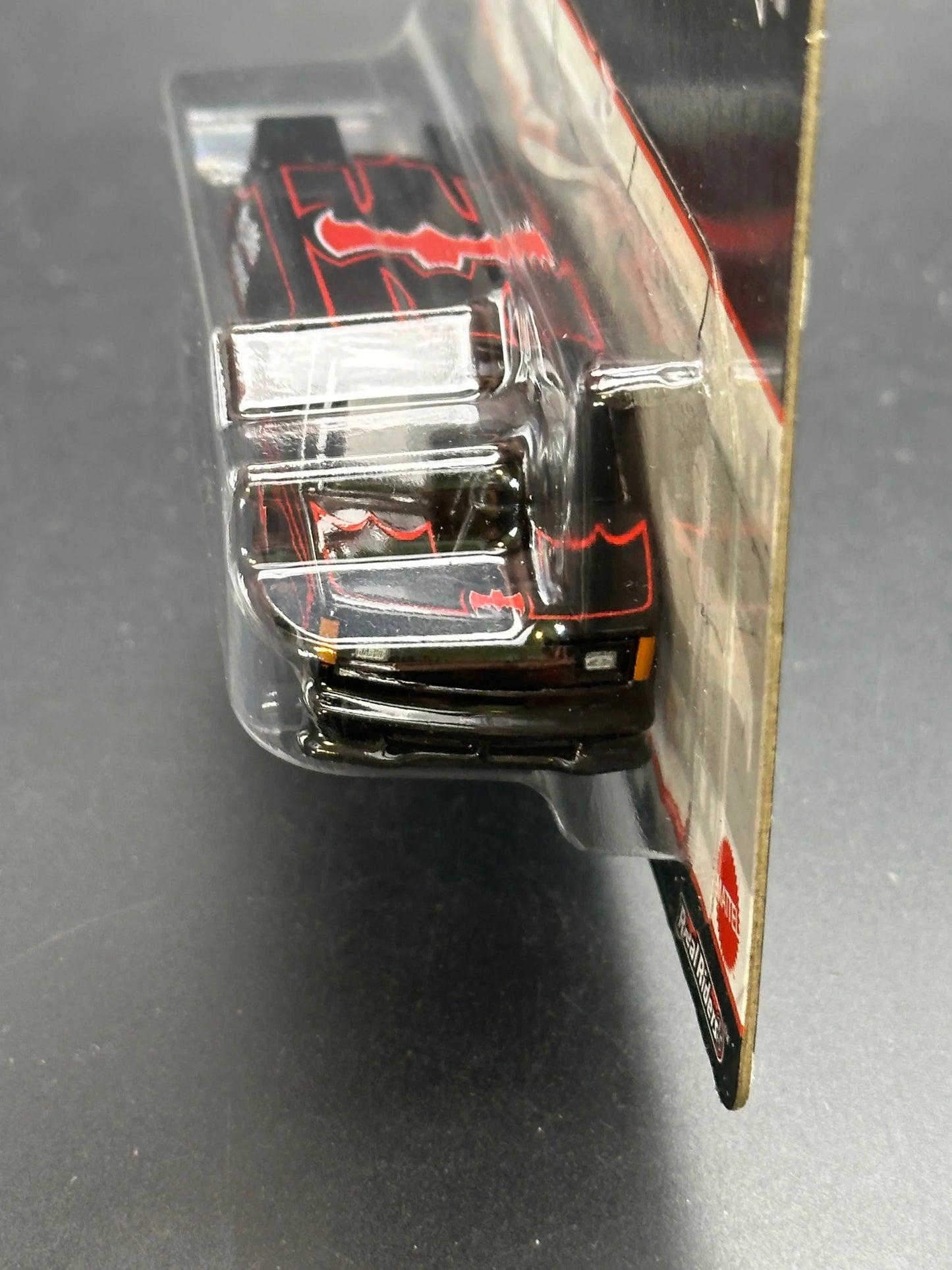 HOT WHEELS - BATMAN 1985 CHEVY ASTRO VAN (2024) - MIX 5 - POP CULTURE