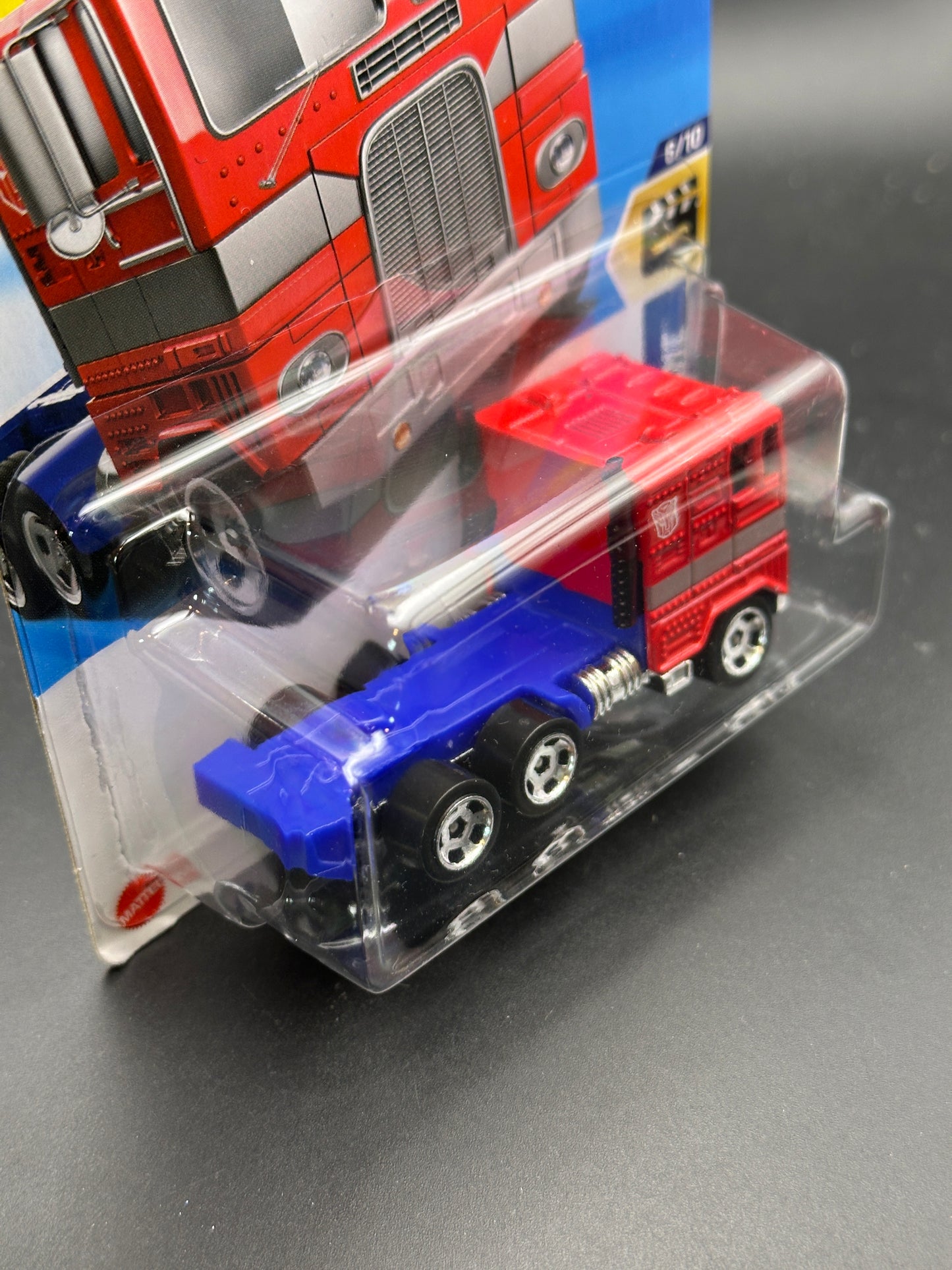 HOT WHEELS - OPTIMUS PRIME (2025) - HW SCREEN TIME 6/10