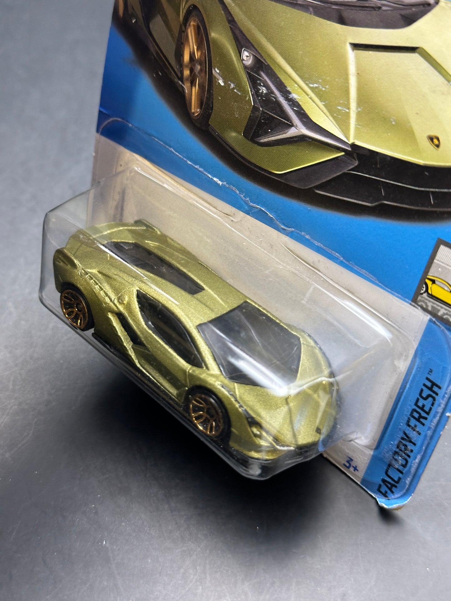 HOT WHEELS - LAMBORGHINI SIAN FKP 37 (2022) - HW FACTORY FRESH 1/10
