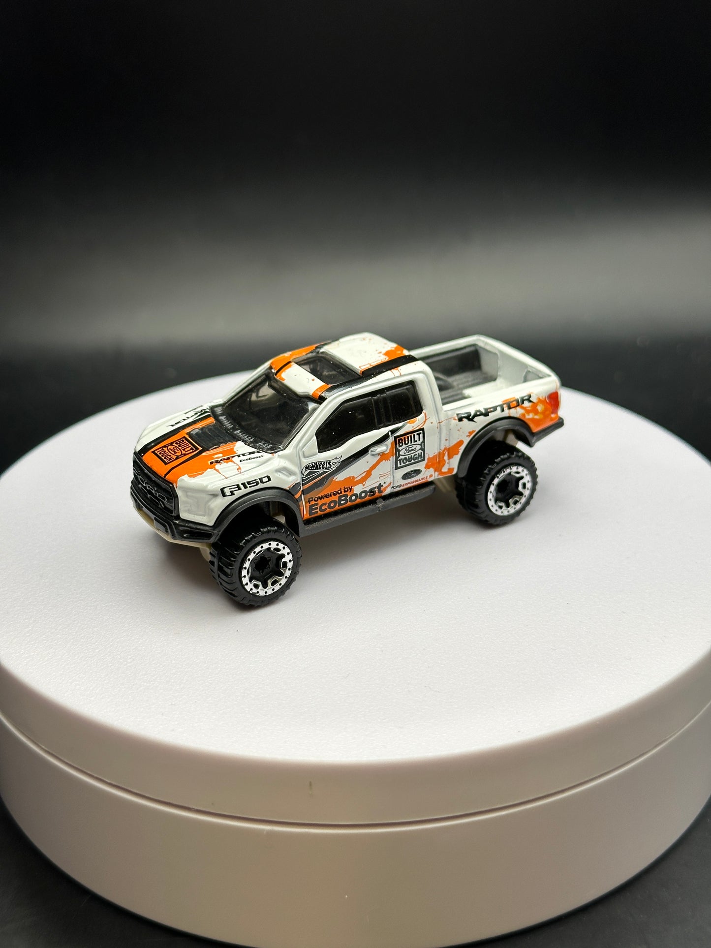 HOT WHEELS - 17 FORD F 150 RAPTOR (2018) - HW HOT TRUCKS 6/10 - LOOSE