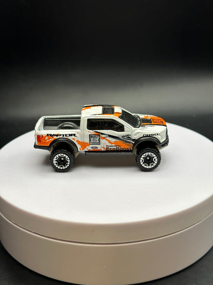 HOT WHEELS - 17 FORD F 150 RAPTOR (2018) - HW HOT TRUCKS 6/10 - LOOSE