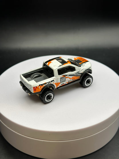 HOT WHEELS - 17 FORD F 150 RAPTOR (2018) - HW HOT TRUCKS 6/10 - LOOSE
