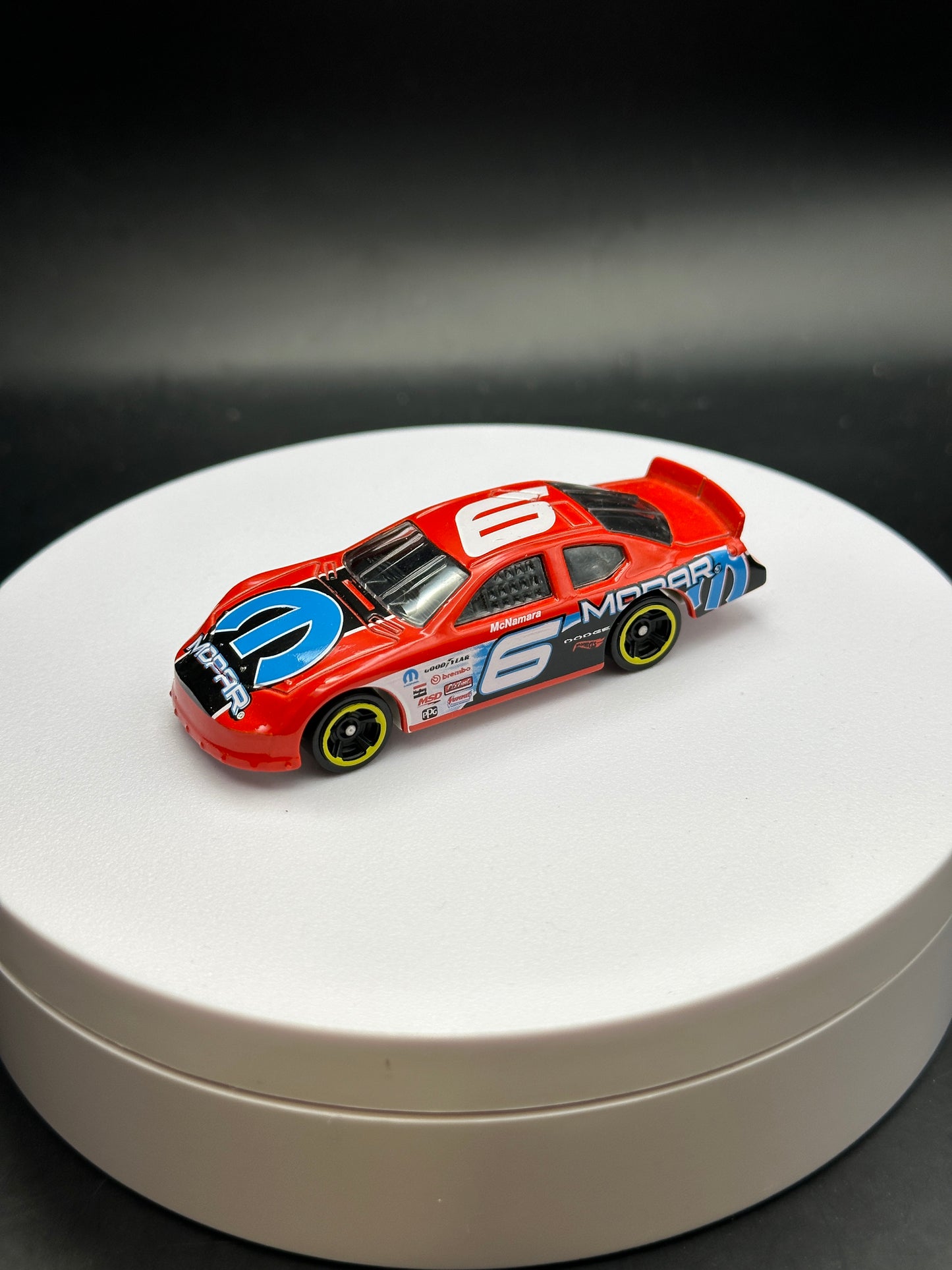 HOT WHEELS - DODGE CHARGER STOCK CAR (2019) - HW RACE DAY 5/10