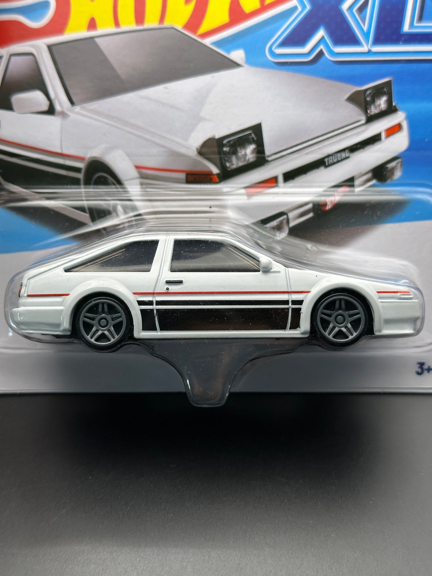 HOT WHEELS XL - 1987 TOYOTA AE86 SPRINTER TRUENO 15/24 (2026) - 1:43 SCALE