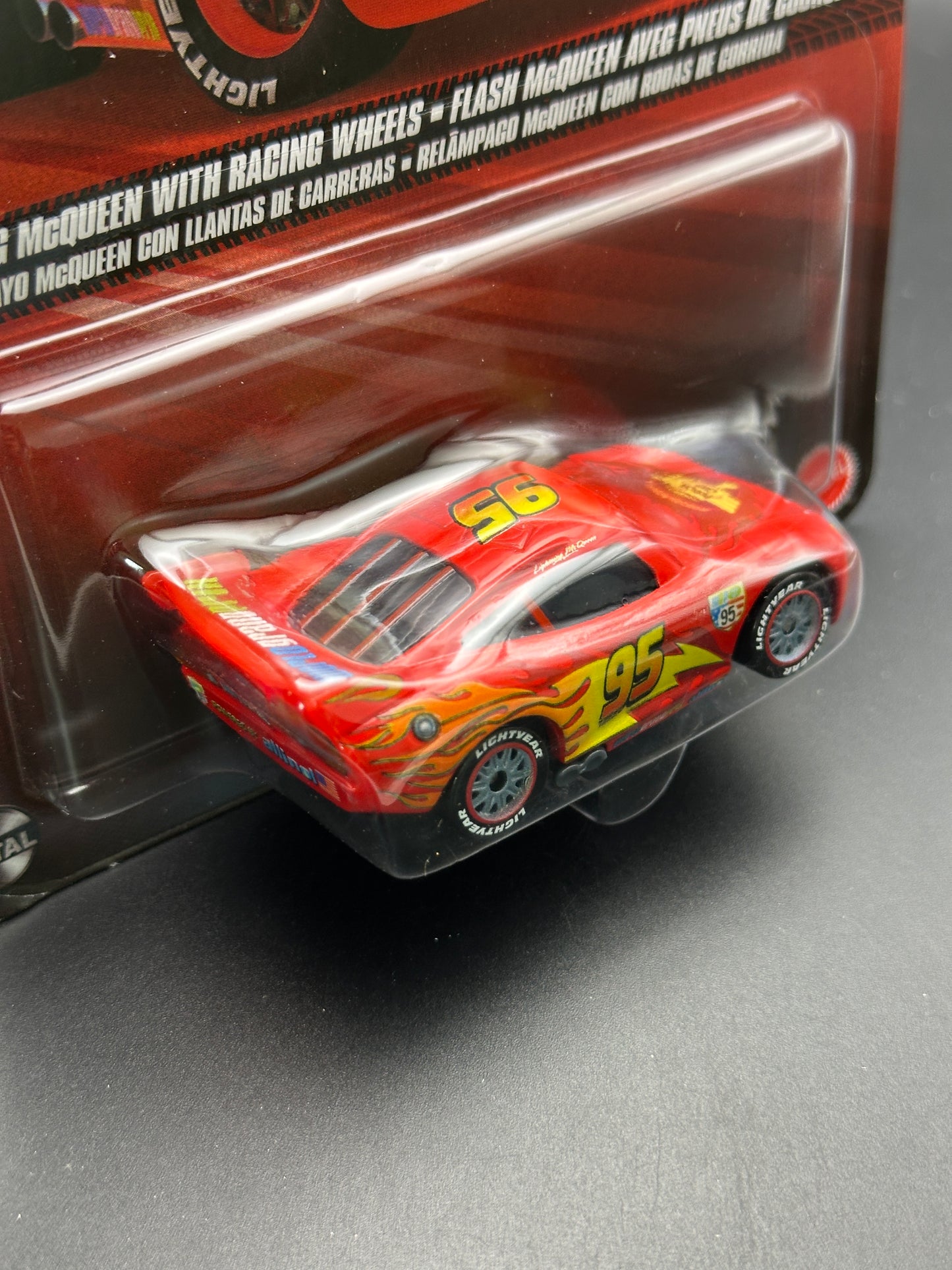 DISNEY PIXAR CARS - LIGHTNING MCQUEEN WITH RACING WHEELS - CARS - DIECAST
