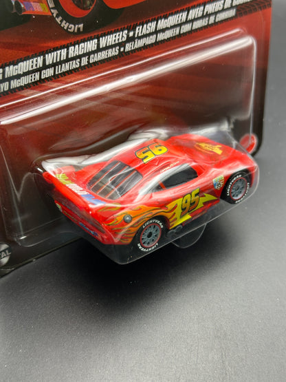 DISNEY PIXAR CARS - LIGHTNING MCQUEEN WITH RACING WHEELS - CARS - DIECAST