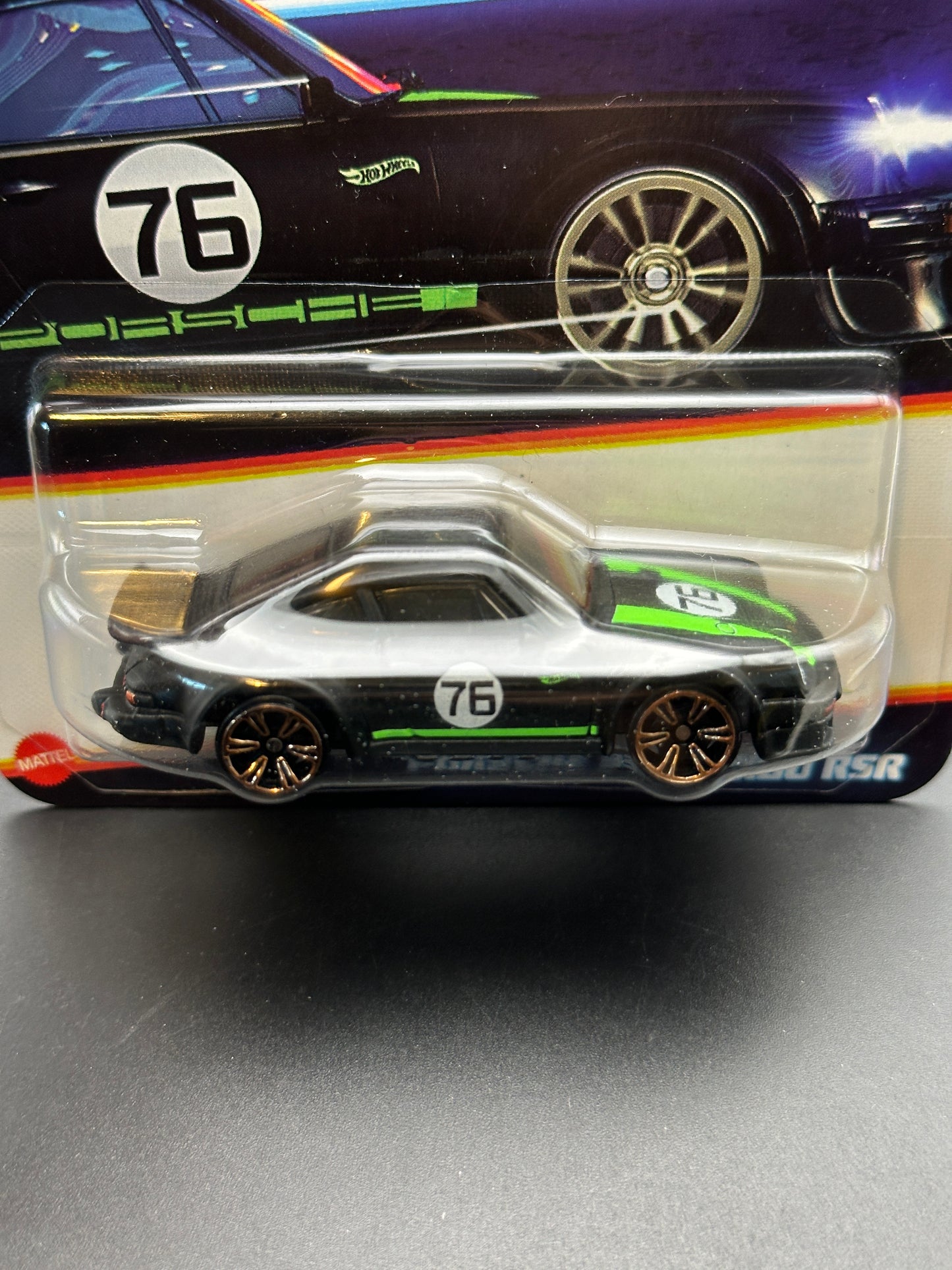HOT WHEELS - PORSCHE 934 TURBO RSR (2025) - NEON SPEEDERS SERIES 6/8
