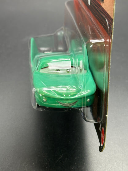 DISNEY PIXAR CARS - FLO - CARS - DIECAST