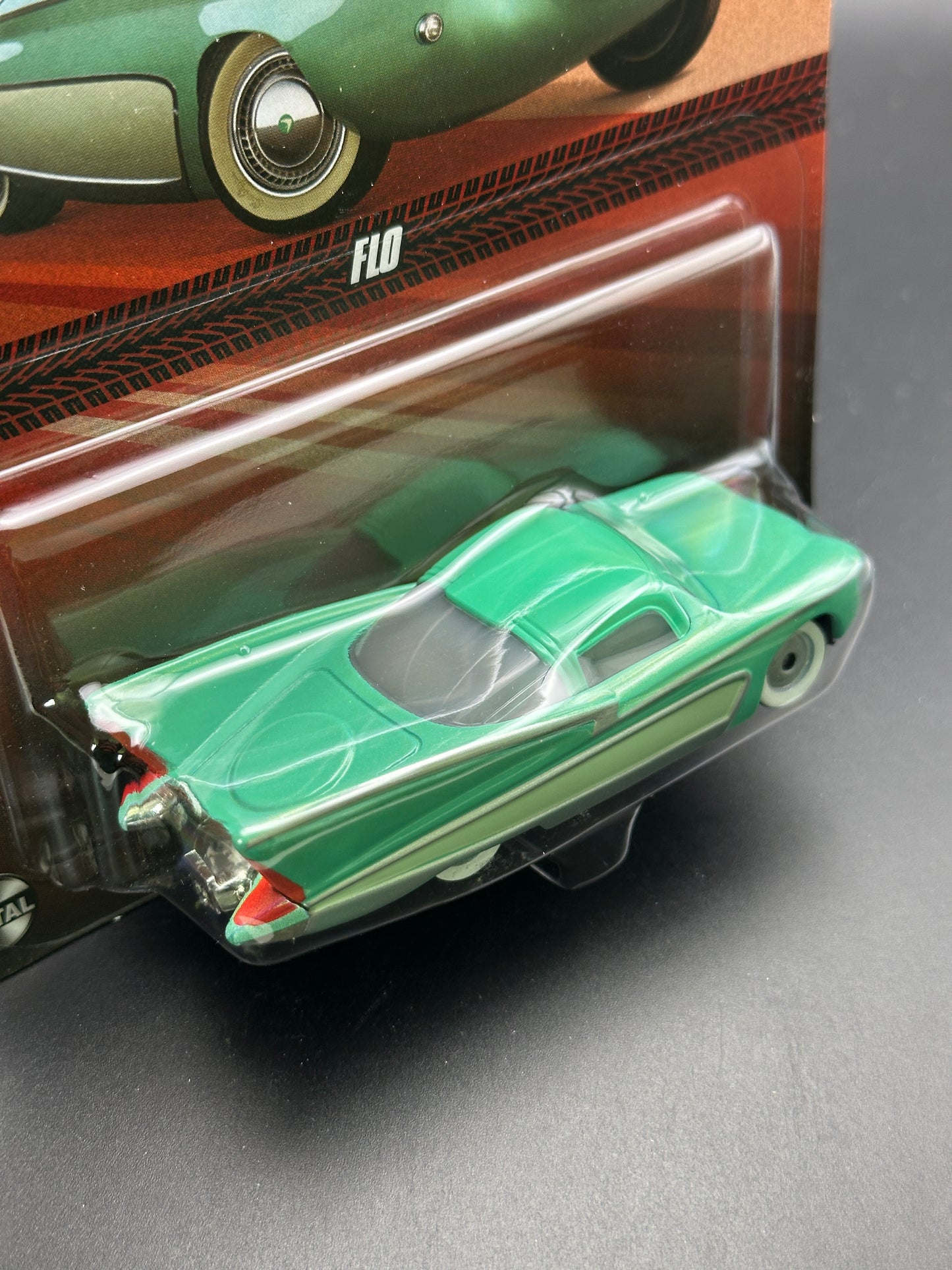 DISNEY PIXAR CARS - FLO - CARS - DIECAST