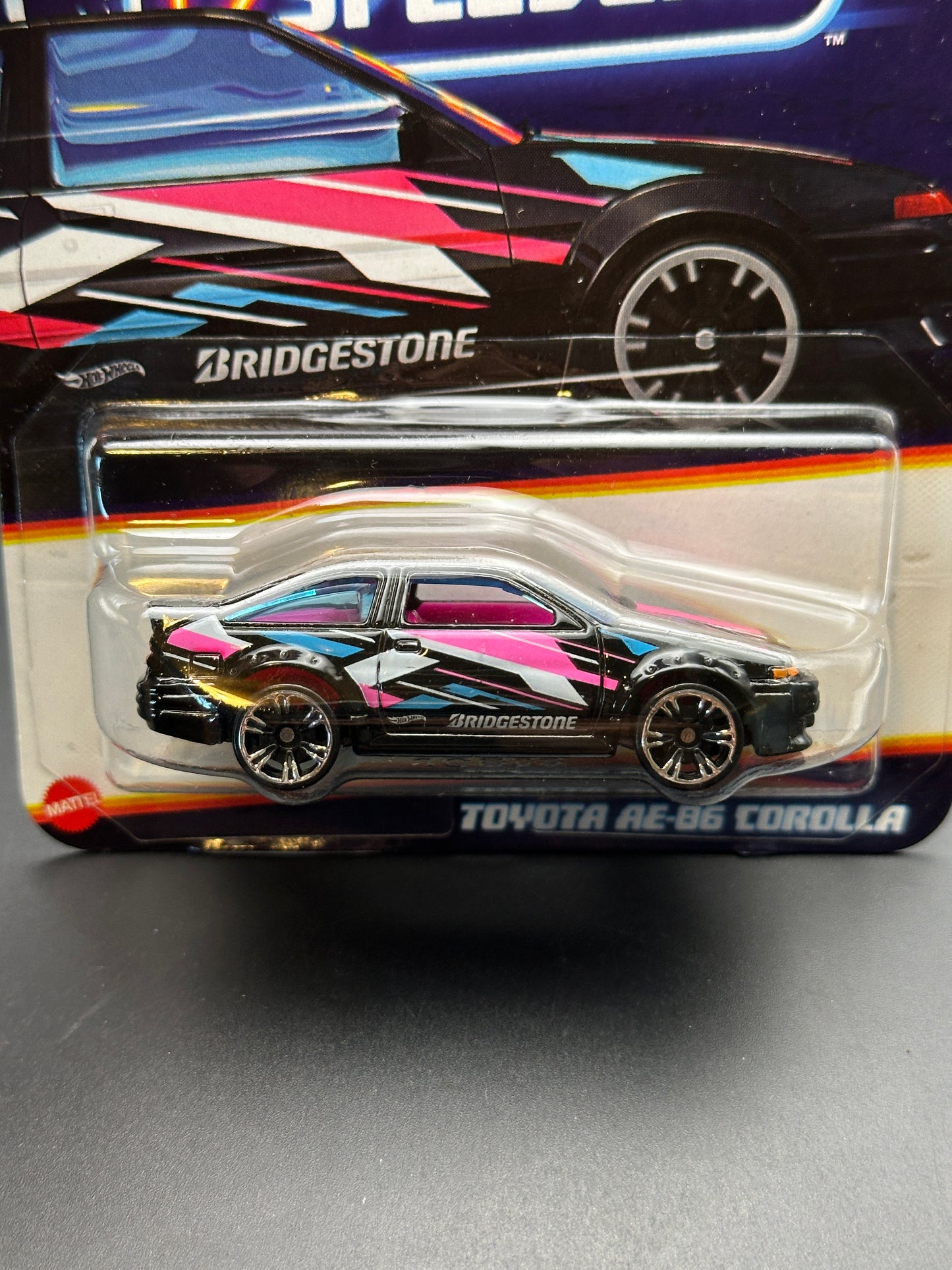 HOT WHEELS - TOYOTA AE86 COROLLA (2025) - NEON SPEEDERS SERIES 4/8