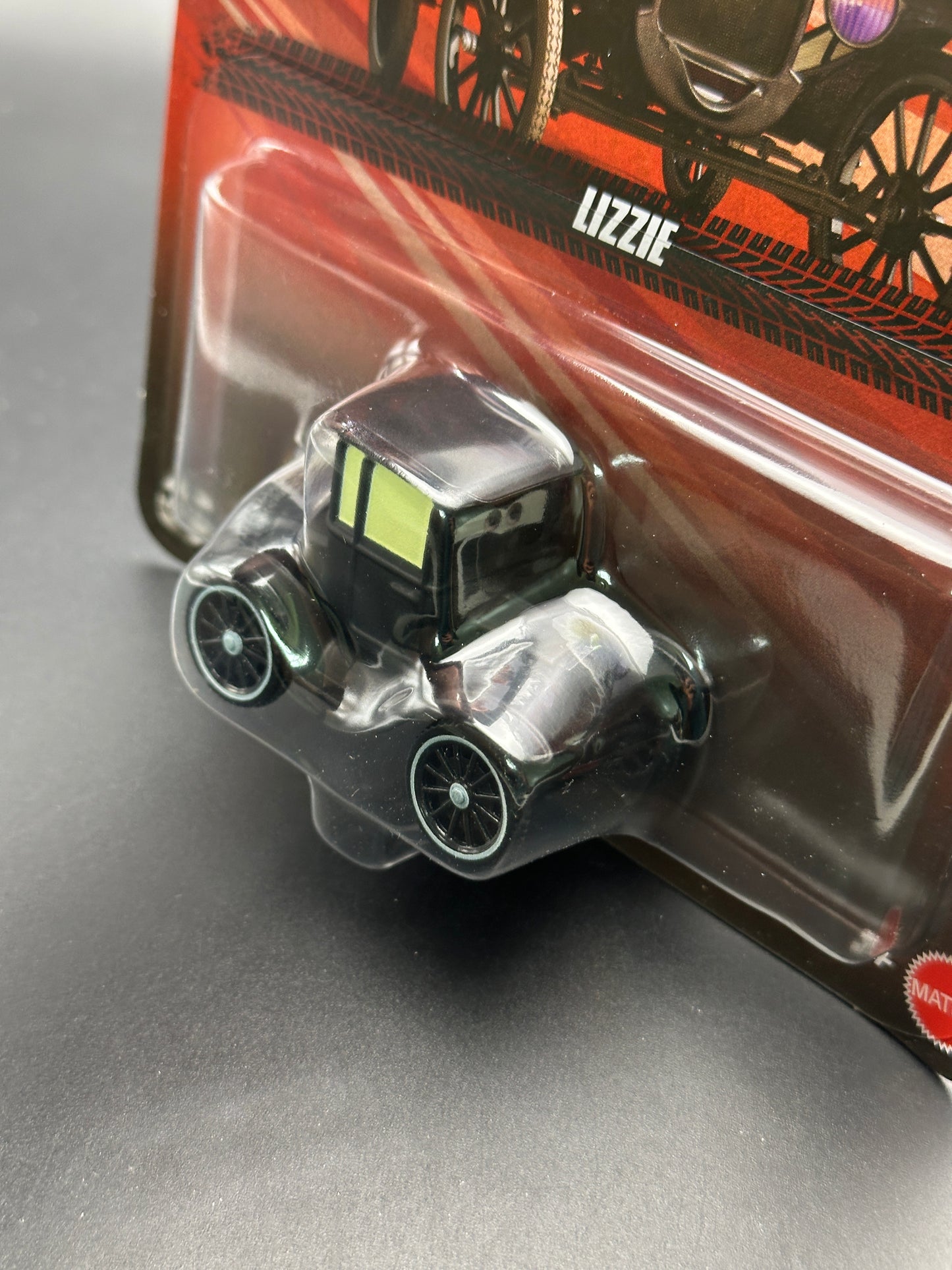 DISNEY PIXAR CARS - LIZZIE - CARS - DIECAST