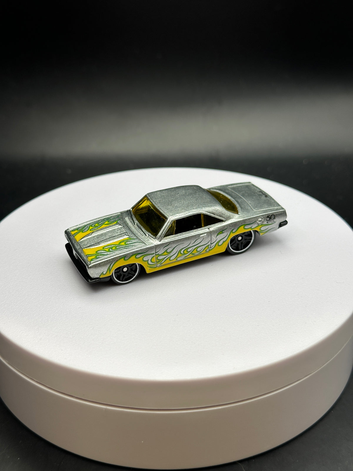 HOT WHEELS - 68 PLYMOUTH BARRACUDA FORMULA S (2018) - SILVER SERIES - 50th ANNIVERSARY ZAMAC FLAMES SERIES 3/8
