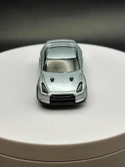 HOT WHEELS - 2009 NISSAN GT-R (2018) - SILVER SERIES - FAST AND FURIOUS 5/6 - LOOSE