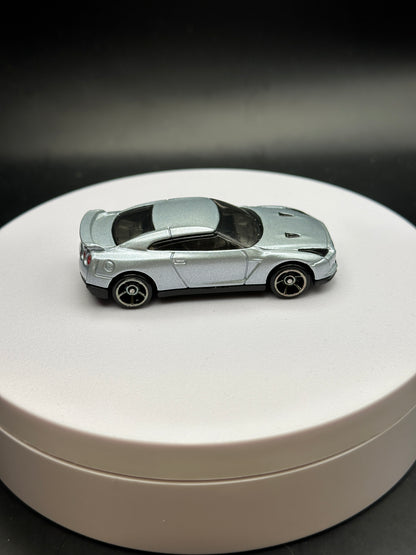 HOT WHEELS - 2009 NISSAN GT-R (2018) - SILVER SERIES - FAST AND FURIOUS 5/6 - LOOSE
