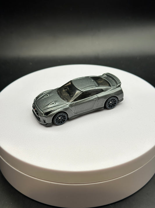 HOT WHEELS - 17 NISSAN GTR R35 (2017) - HW NIGHTBURNERZ 1/10 - LOOSE