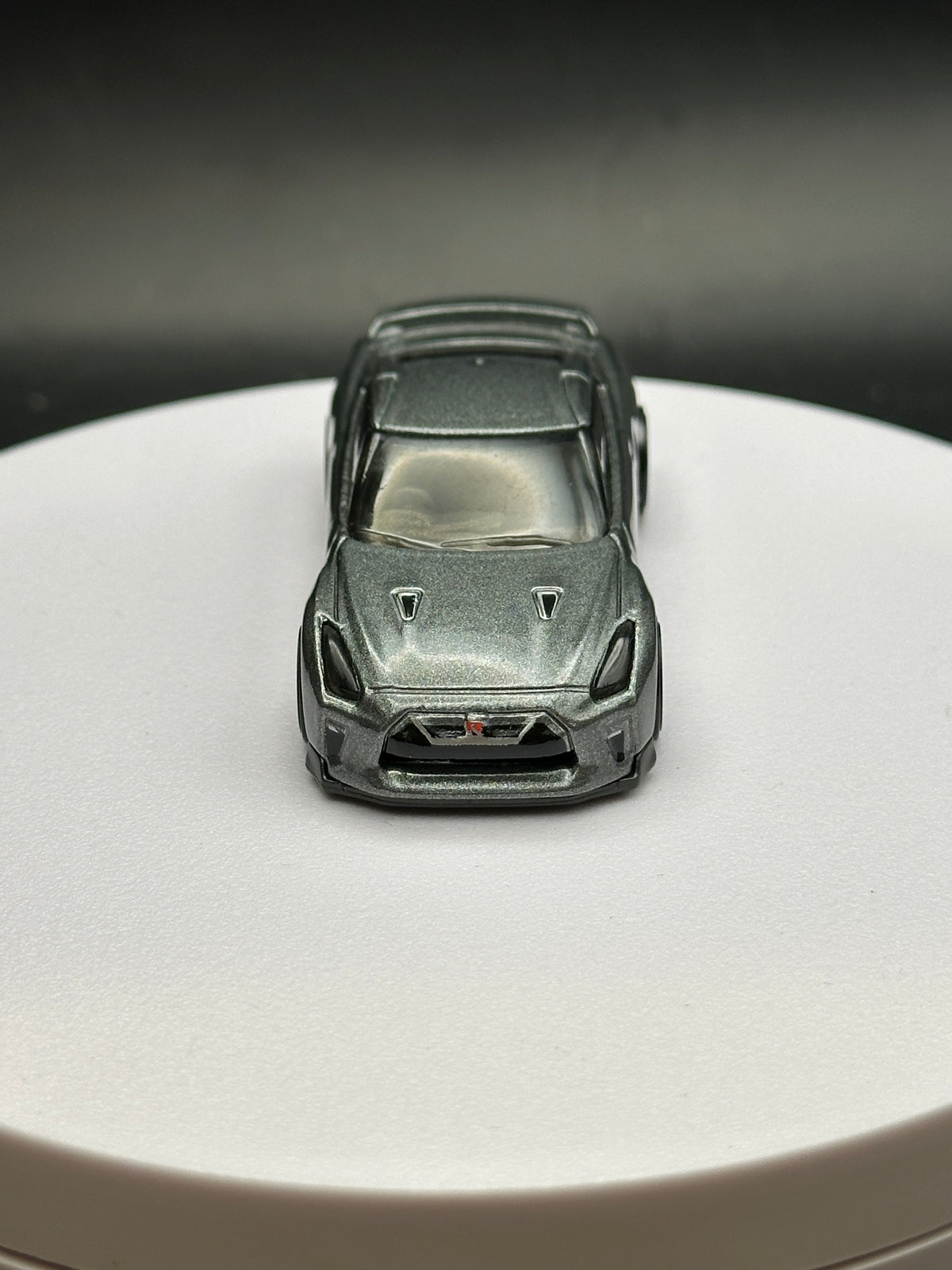 HOT WHEELS - 17 NISSAN GTR R35 (2017) - HW NIGHTBURNERZ 1/10 - LOOSE