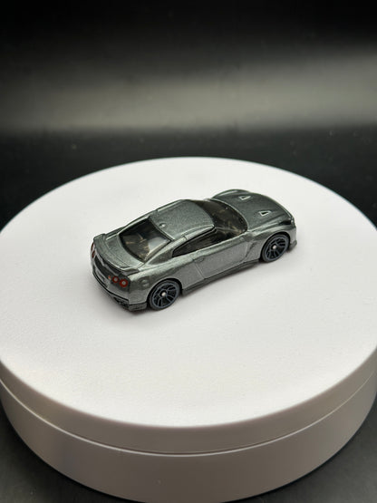 HOT WHEELS - 17 NISSAN GTR R35 (2017) - HW NIGHTBURNERZ 1/10 - LOOSE