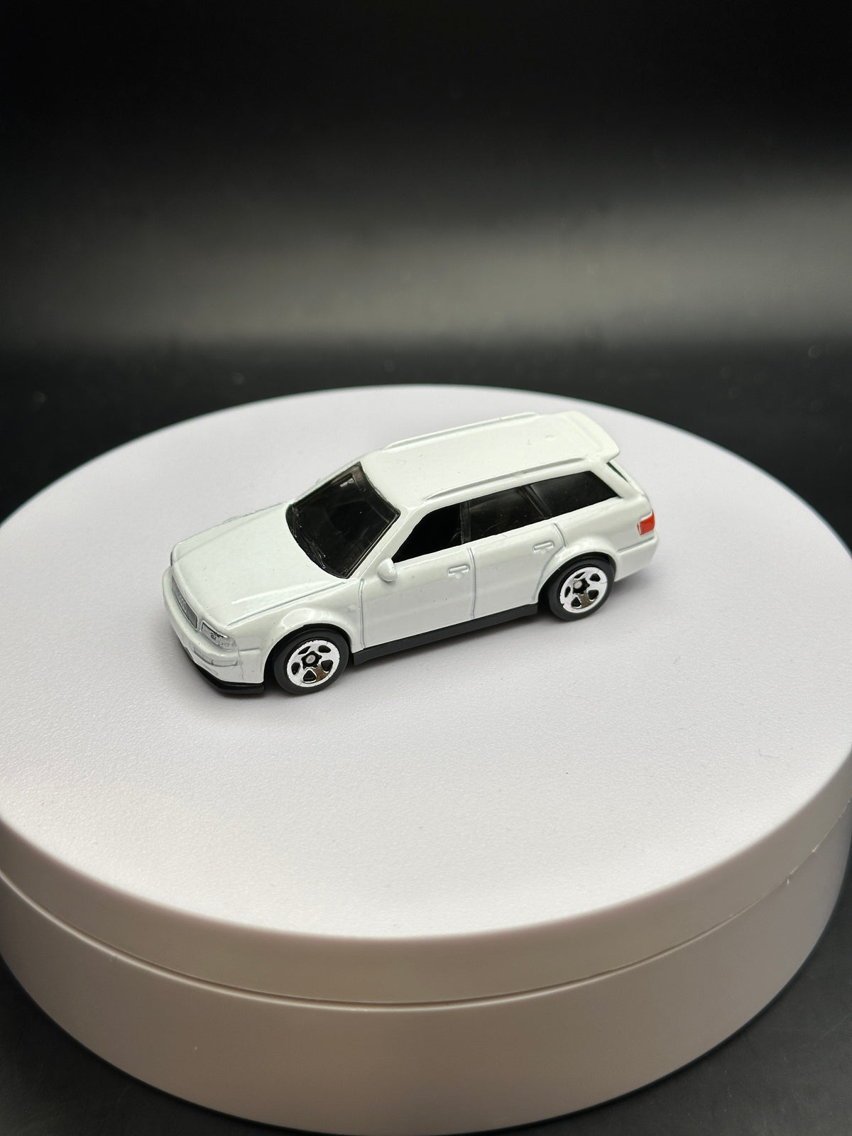 HOT WHEELS - 94 AUDI AVANT RS2 (2025) - HW 70s VS 90s 2/10 - LOOSE