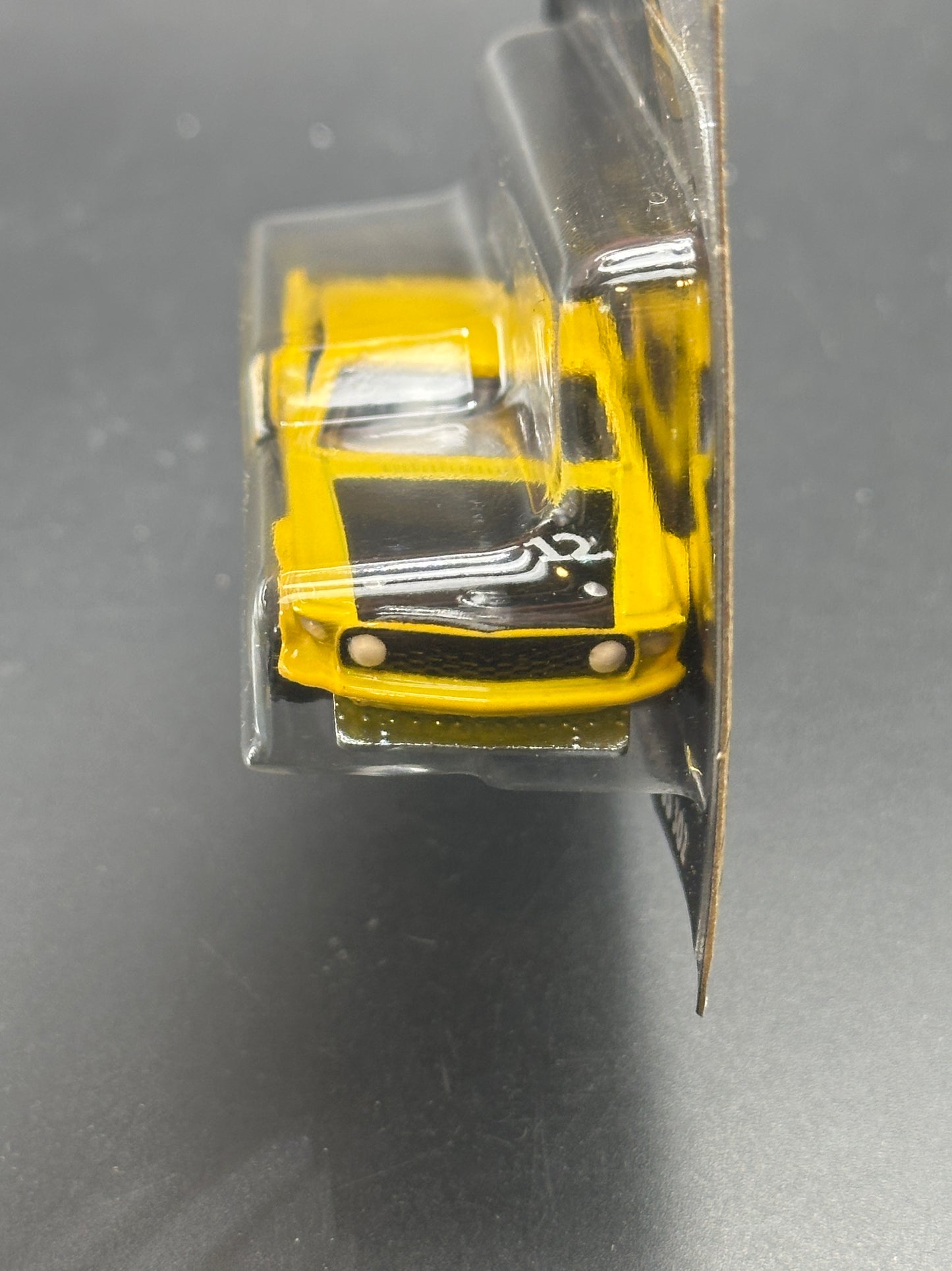 HOT WHEELS - 1969 FORD MUSTANG BOSS 302 (2024) - VINTAGE RACING CLUB 3/5